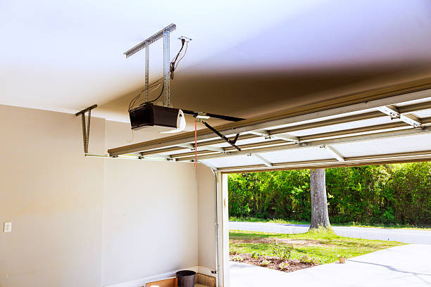 Top rated local Garage Door Panel Replacement specialists in Lexington, IL